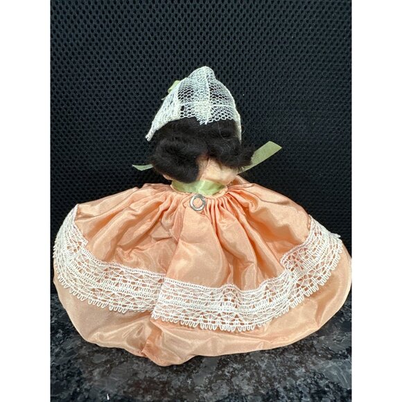 Vintage Hollywood Doll Sleeping Beauty Peach Dress & Lace With Box & Book - Picture 3 of 9